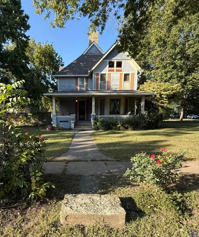 $279,950 | 218 East Perry Street, Rossville, KS 66533