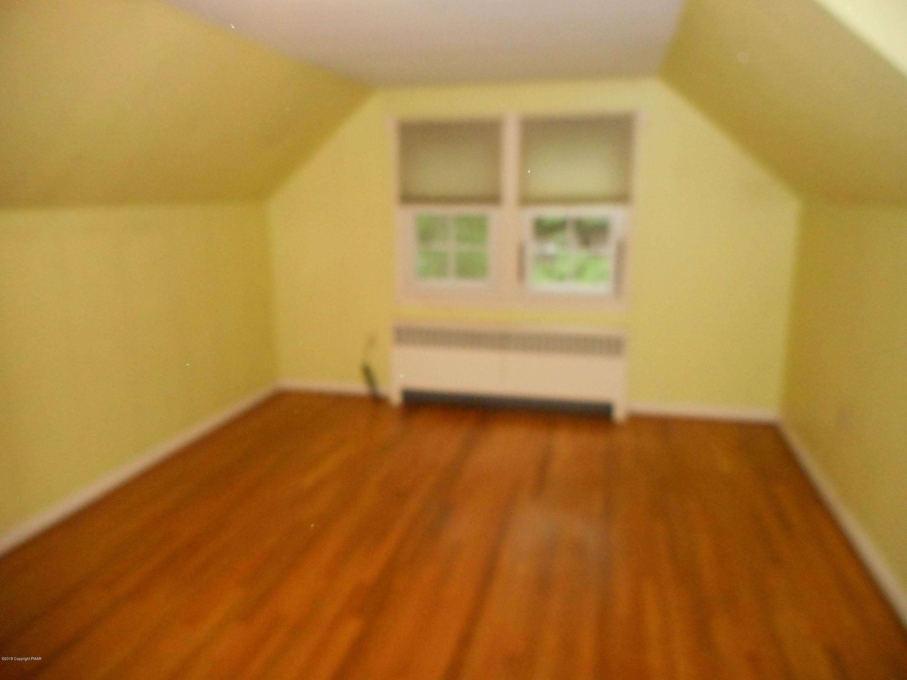 752 White Oak Road Cresco, PA 18326 - Photo 26 of 36 Master view 2