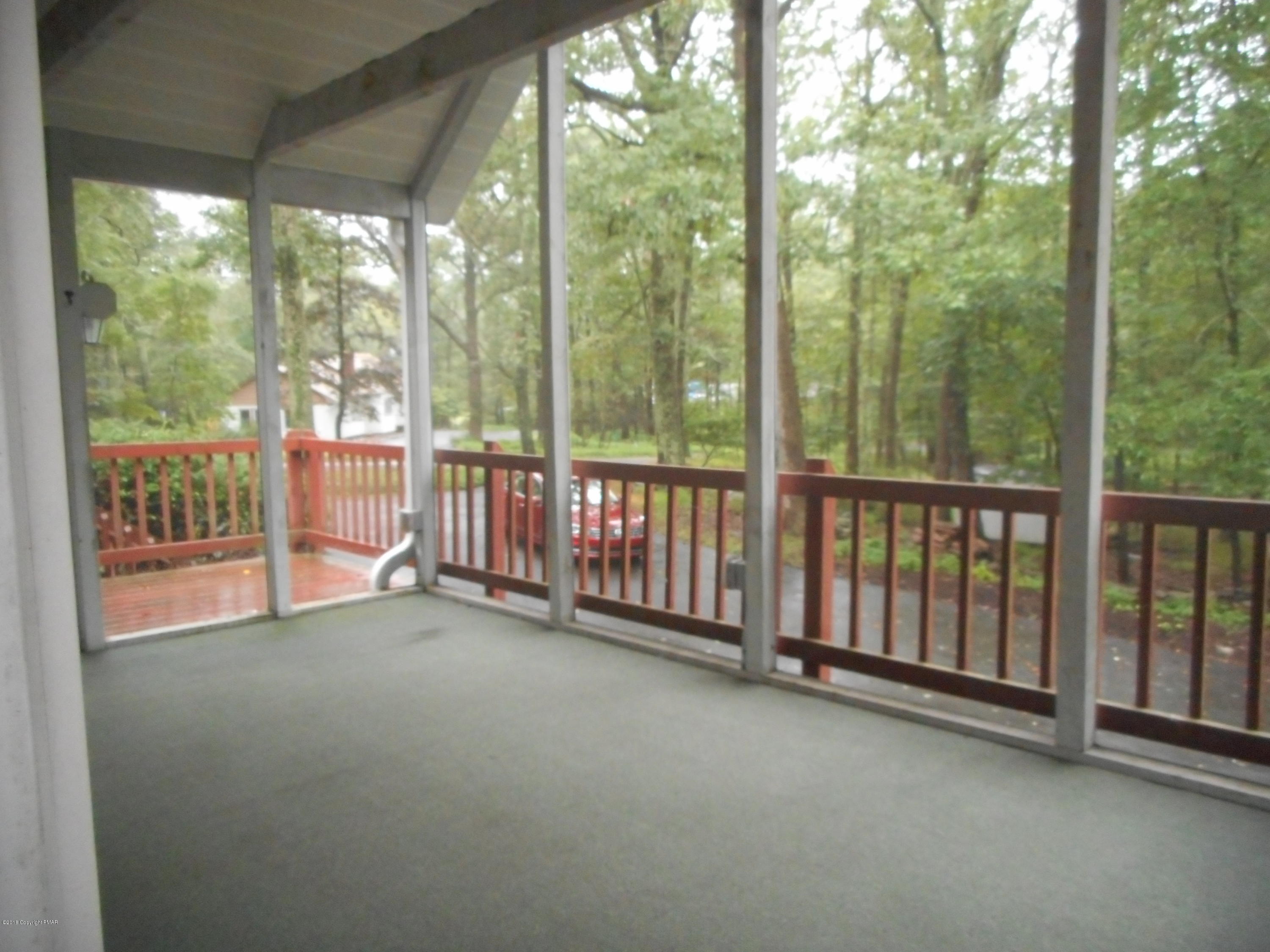 752 White Oak Road Cresco, PA 18326 - Photo 7 of 36 Screened Porch view 2