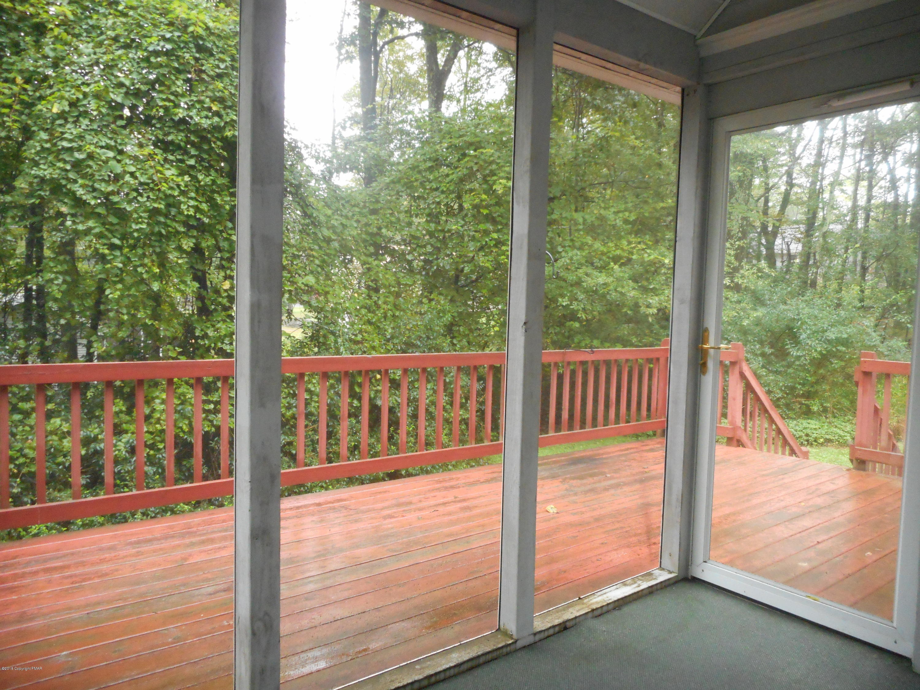 752 White Oak Road Cresco, PA 18326 - Photo 8 of 36 Screened Porch to open Deck