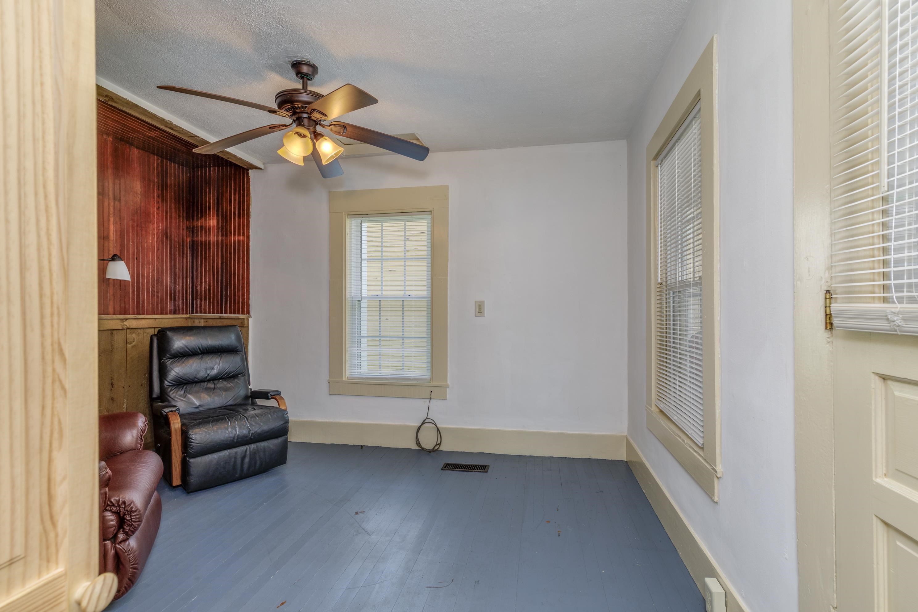 53 Butler Street Hillsborough, NH 03244 - Photo 15 of 40