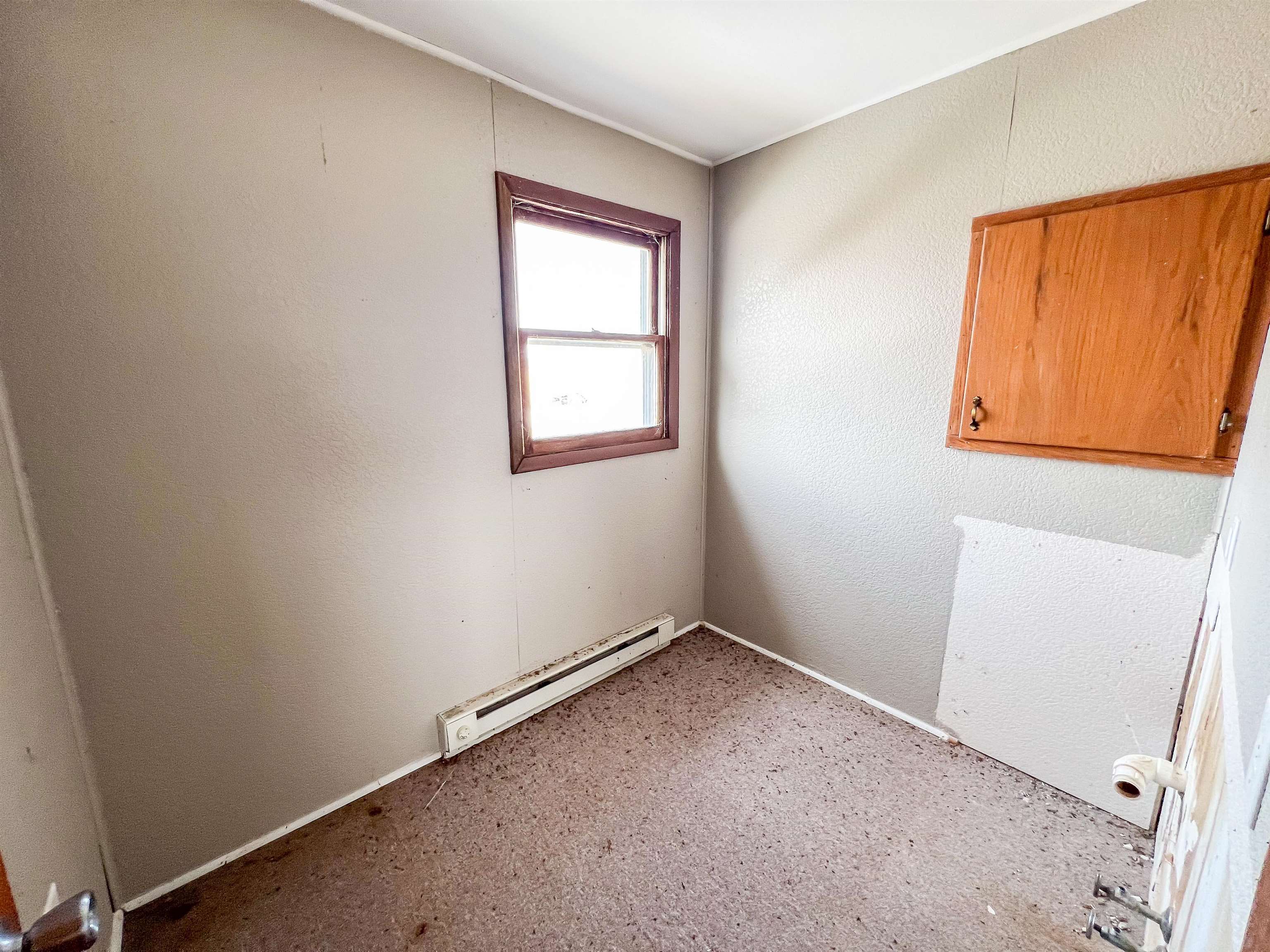 3114 South Rush Creek Road Stockton, IL 61085 - Photo 45 of 76 an empty room with windows