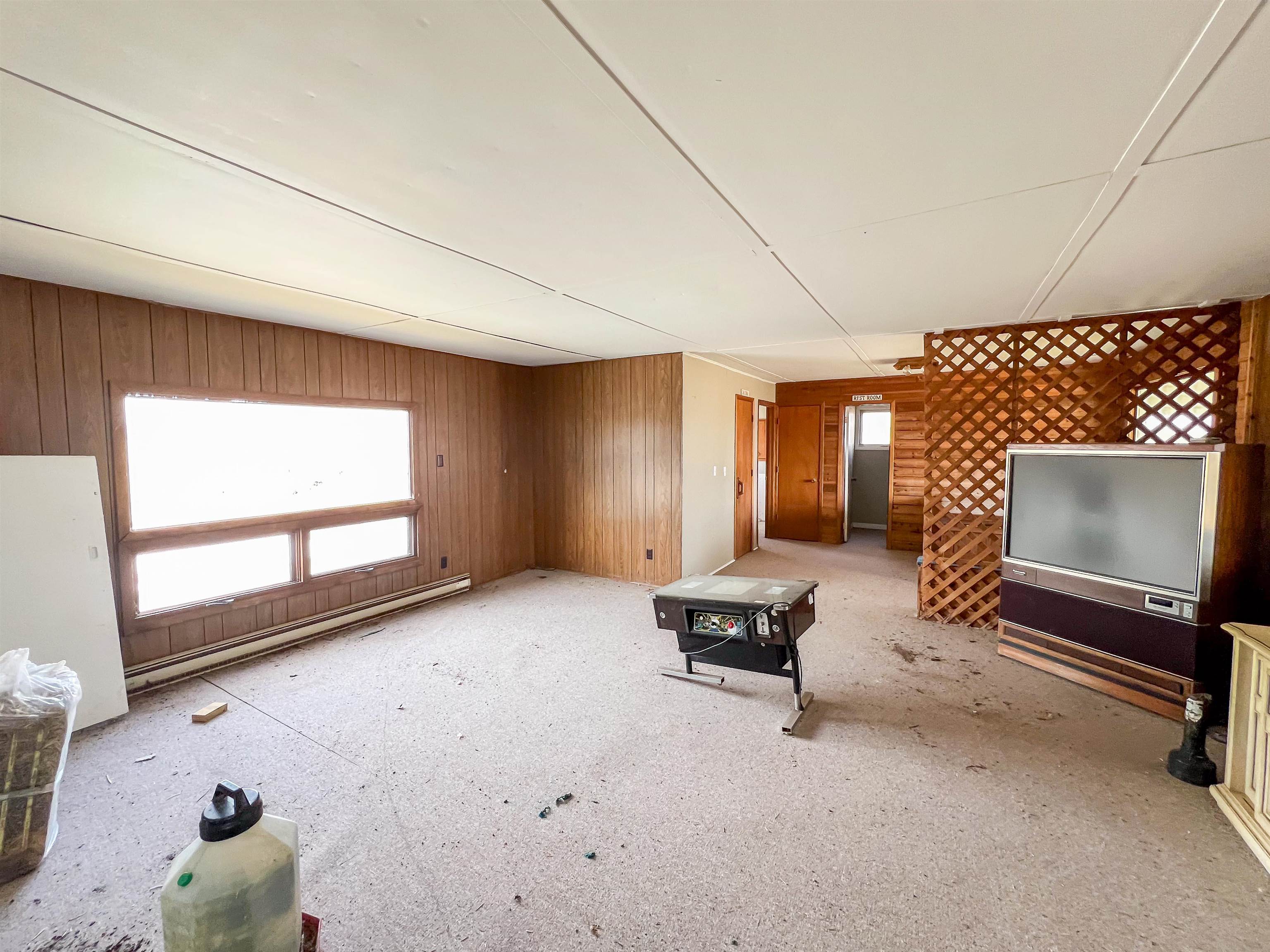 3114 South Rush Creek Road Stockton, IL 61085 - Photo 48 of 76 a livingroom with furniture and a flat screen tv