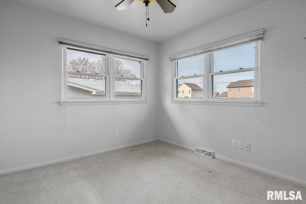 1629 Deerfield Road Chatham, IL 62629 - Photo 18 of 36 Gallery Image 18