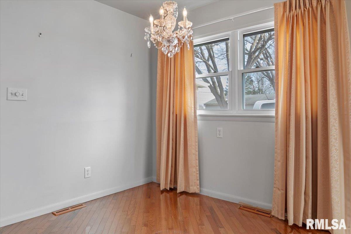 1629 Deerfield Road Chatham, IL 62629 - Photo 8 of 36 Gallery Image 8
