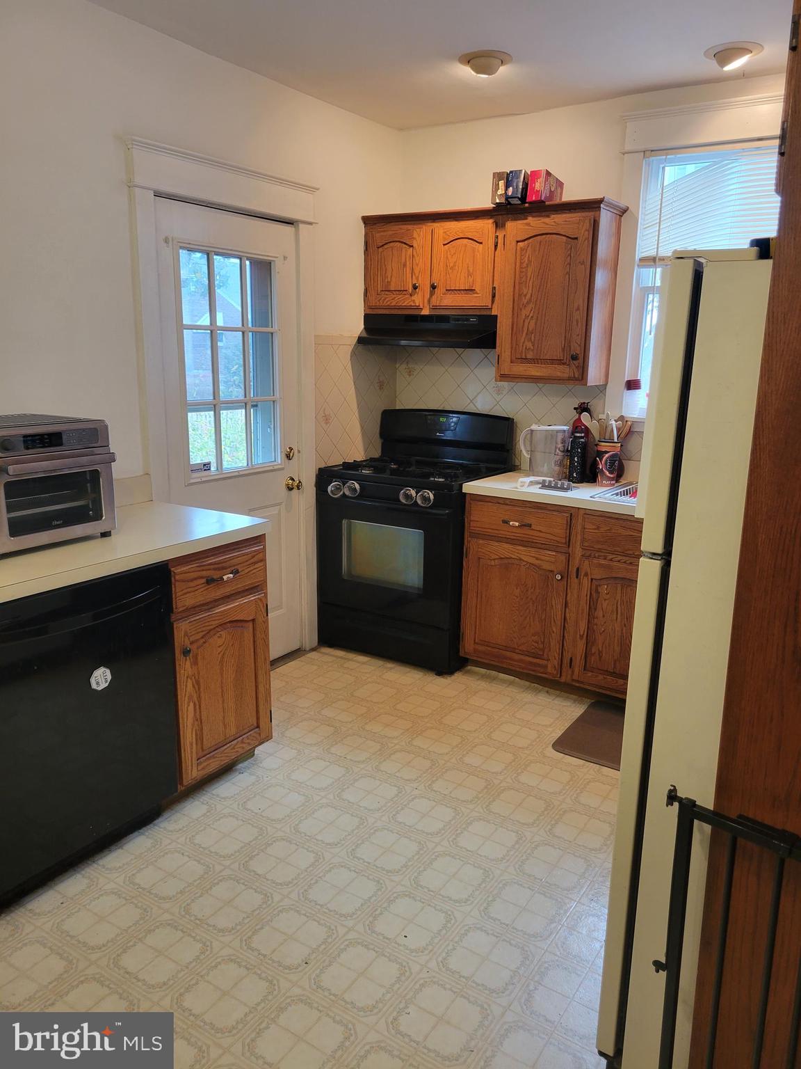 4057 Ellendale Road Drexel Hill, PA 19026 - Photo 12 of 29 Gallery Image 12