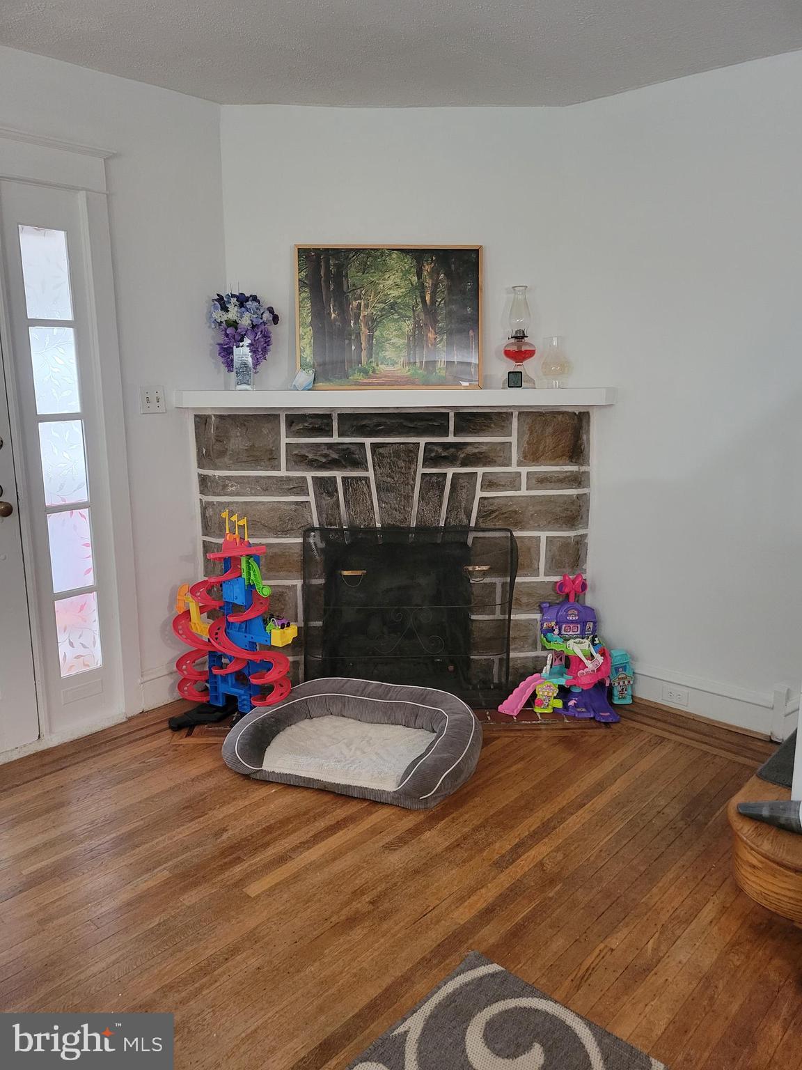 4057 Ellendale Road Drexel Hill, PA 19026 - Photo 7 of 29 Gallery Image 7