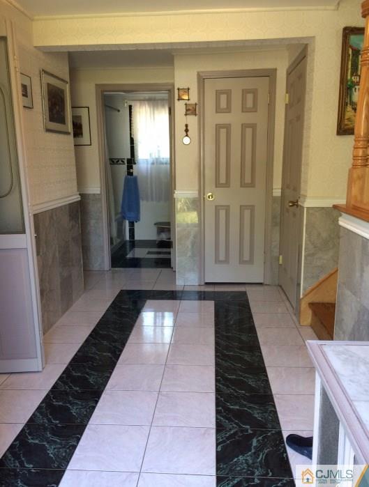 12 Overhill Road East Brunswick, NJ 08816 - Photo 2 of 21 Gallery Image 2