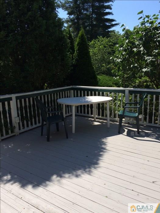 12 Overhill Road East Brunswick, NJ 08816 - Photo 17 of 21 Gallery Image 17