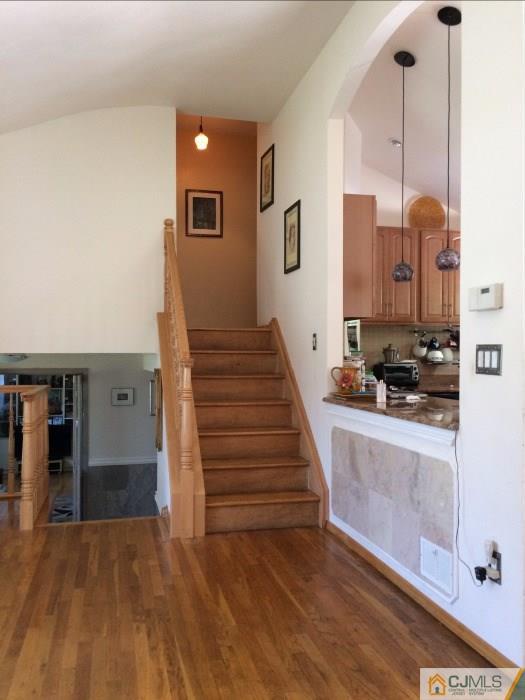 12 Overhill Road East Brunswick, NJ 08816 - Photo 4 of 21 Gallery Image 4