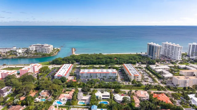 $2,900 | 950 Ponce De Leon Road, Unit 208, Boca Raton, FL 33432