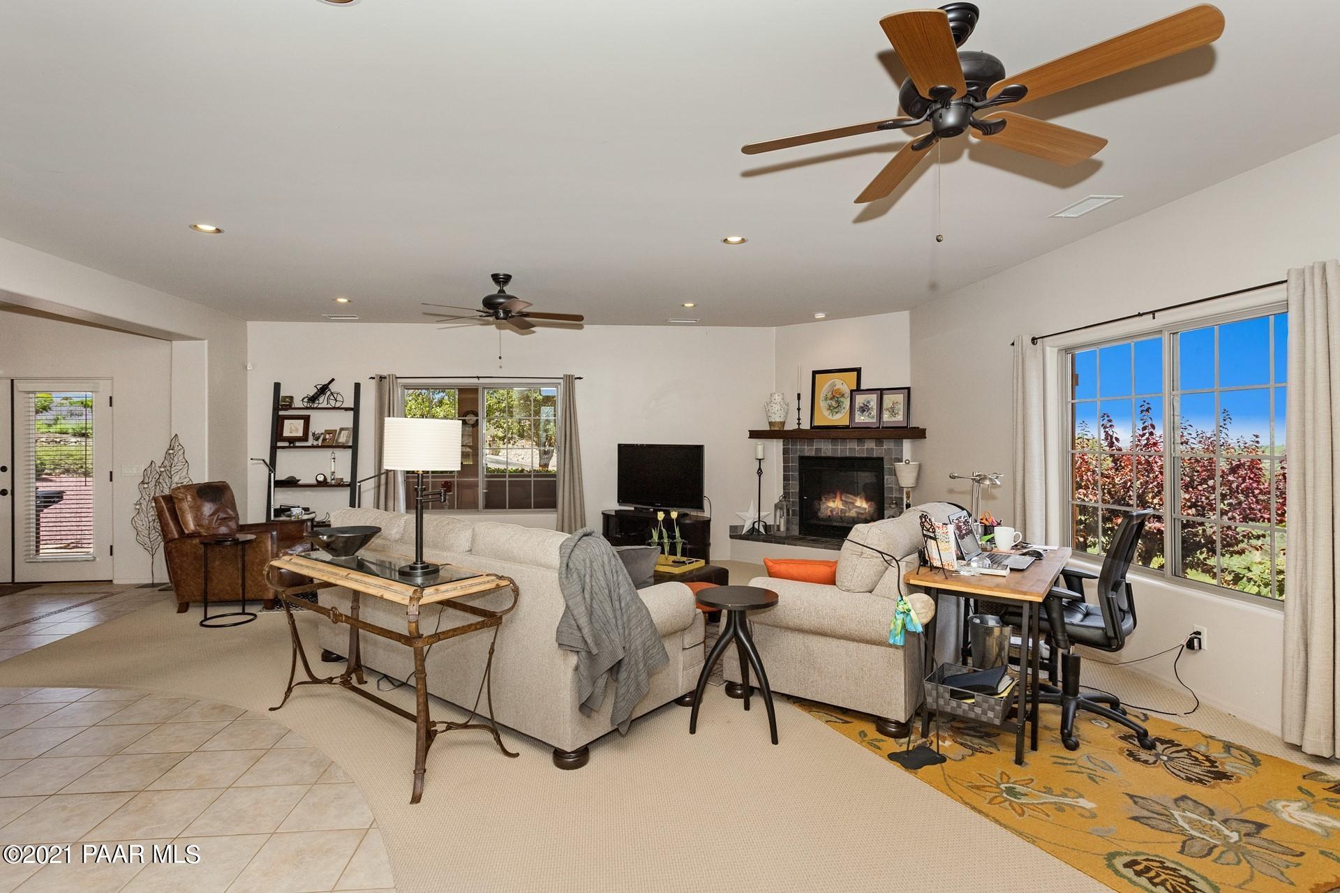 1162 Valor Road Prescott, AZ 86305 - Photo 11 of 38 006_Living Room