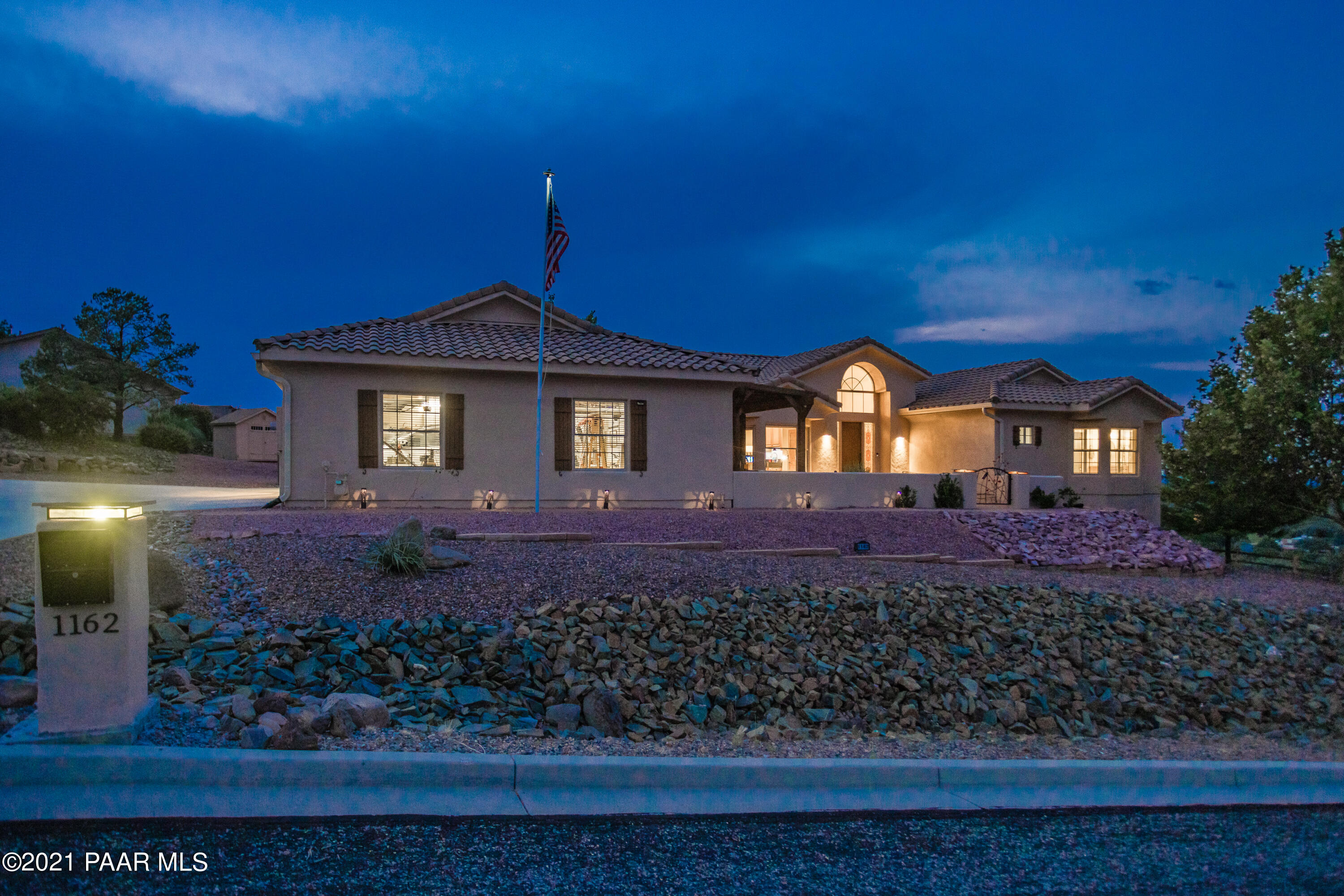 1162 Valor Road Prescott, AZ 86305 - Photo 2 of 38 74748892