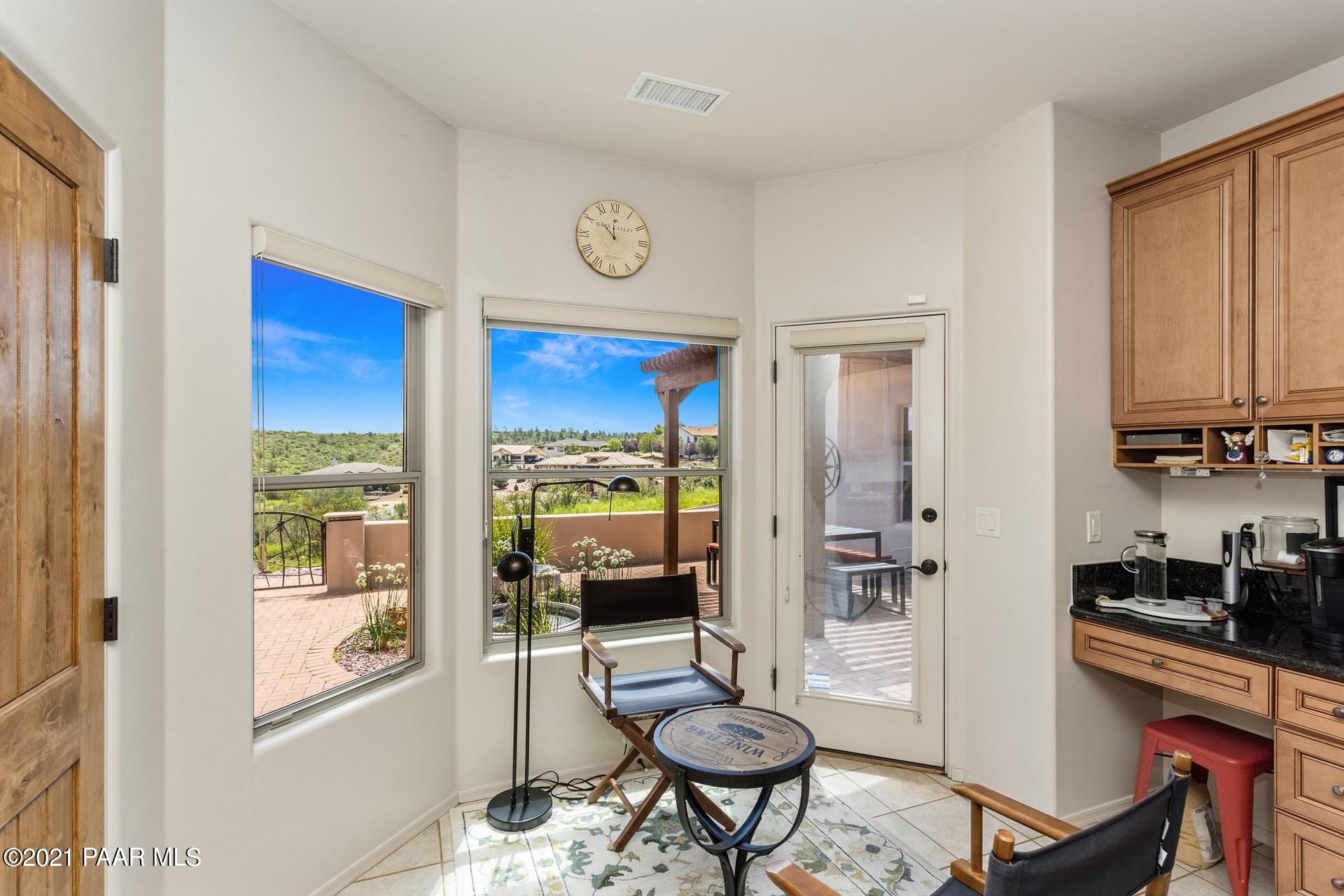 1162 Valor Road Prescott, AZ 86305 - Photo 21 of 38 016_Breakfast Nook