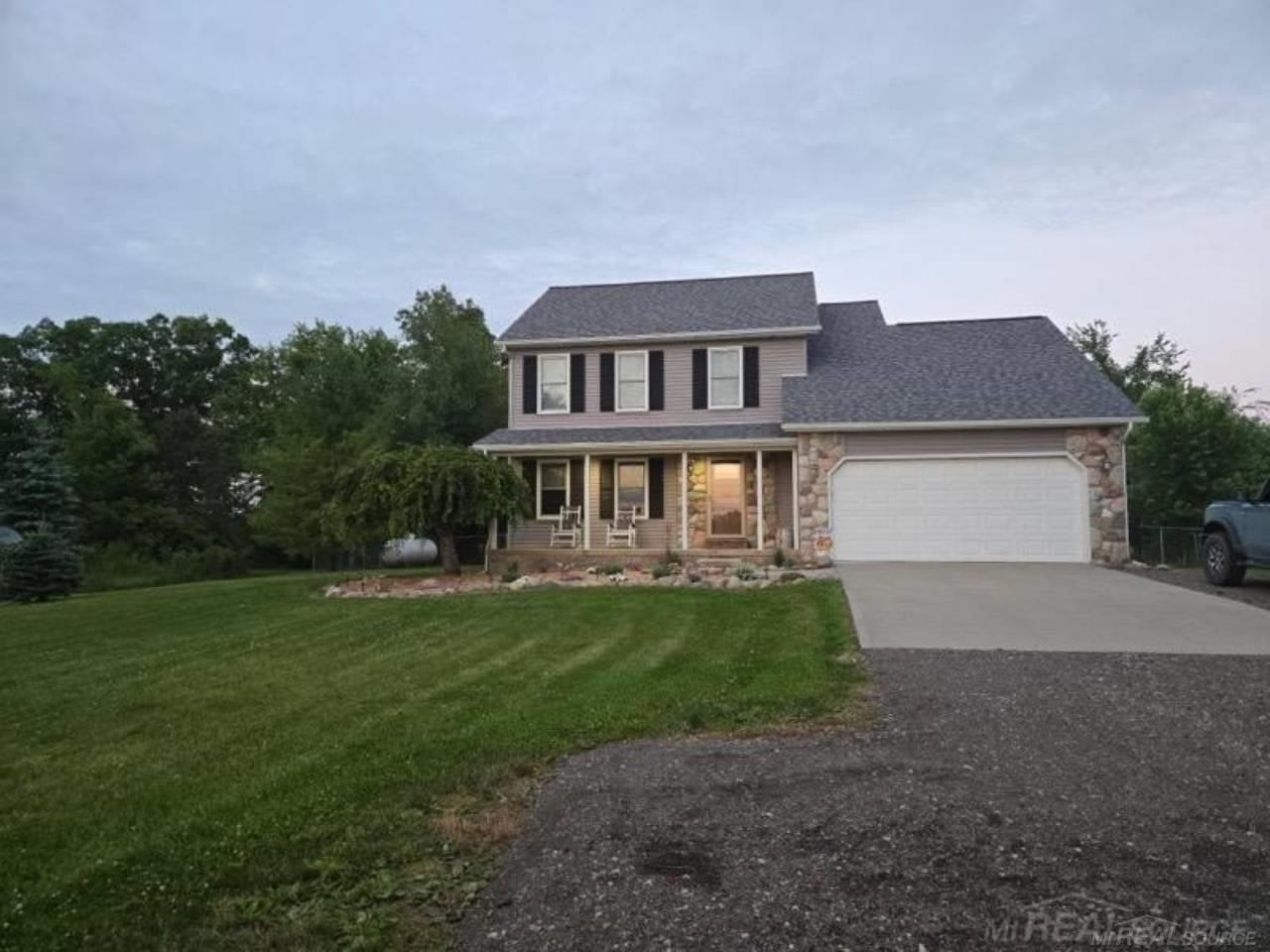 726 Brown City Road Imlay City, MI 48444 - Photo 4 of 65