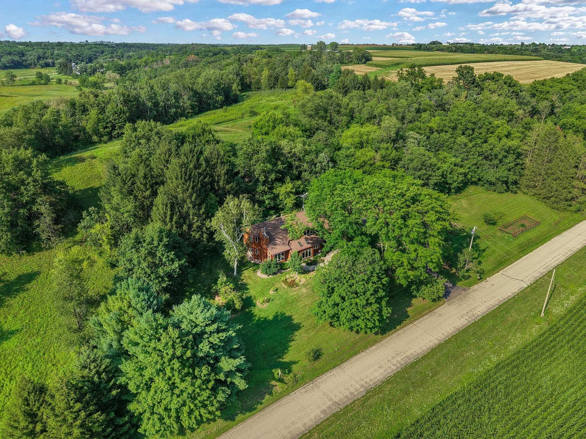 10576 Mayflower Road Mount Horeb, WI 53572 - Photo 18 of 80 Gallery Image 18