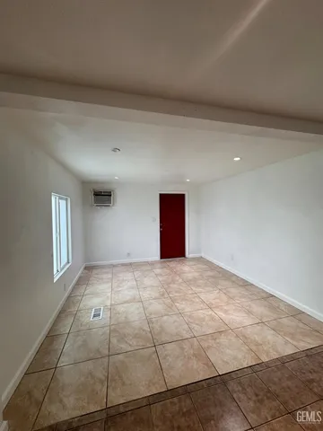 $70,000 | Undisclosed Address, Bakersfield, CA 93306