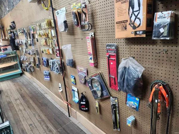 $350,000 | 14978 West 50th Road North, Linton, IN 47441