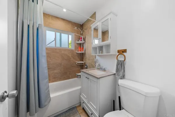 $775,000 | 565 June Way, El Cajon, CA 92021