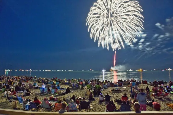 $3,150 | 241 Grand Avenue, Unit 601, Falmouth, MA 02540