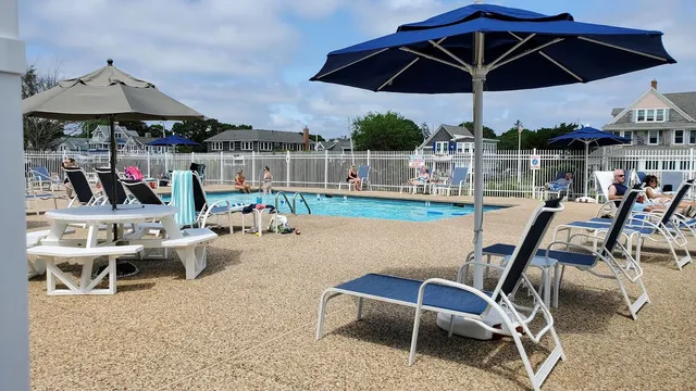 $3,150 | 241 Grand Avenue, Unit 601, Falmouth, MA 02540