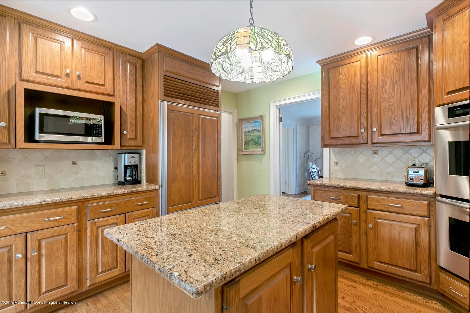 99 River Road Rumson, NJ 07760 - Photo 3 of 25 99 W River Rd Rumson NJ 07760-large-006-