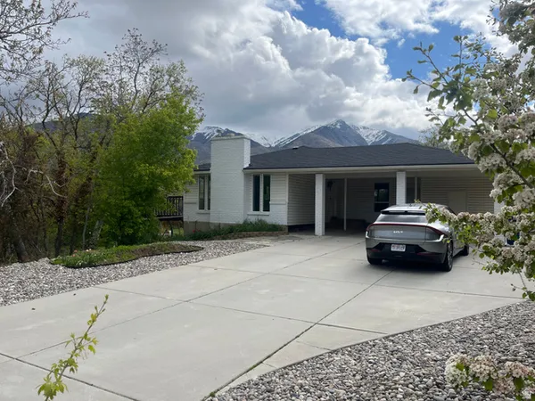 $695,000 | 5720 Oakwood Drive, Ogden, UT 84405