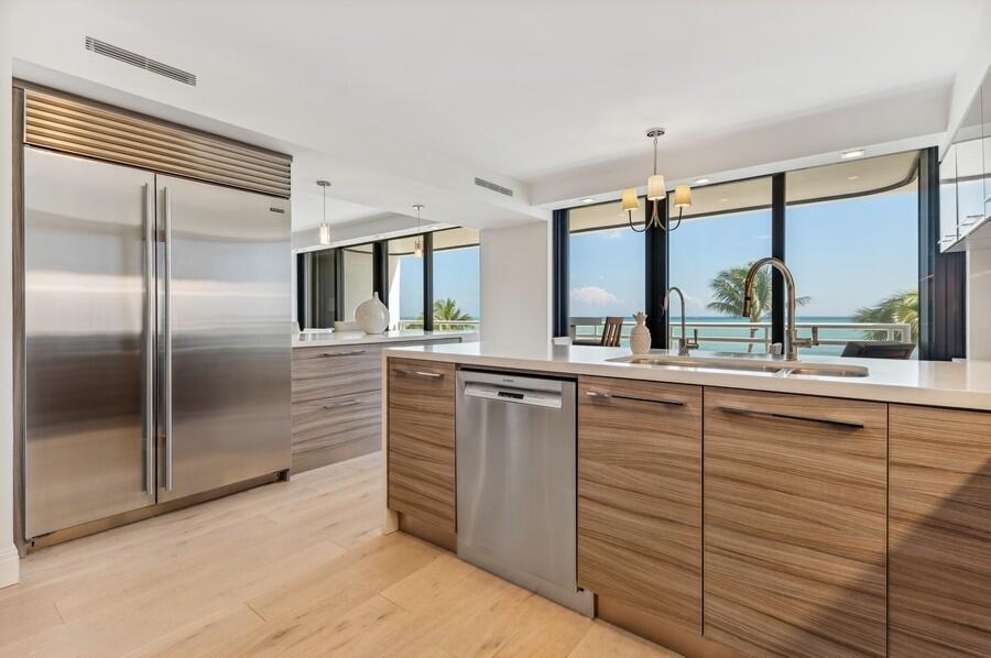 1500 South Ocean Boulevard, Unit S203 Boca Raton, FL 33432 - Photo 13 of 70 Kitchen