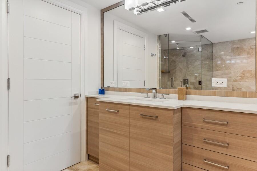 1500 South Ocean Boulevard, Unit S203 Boca Raton, FL 33432 - Photo 23 of 70 Primary Bath