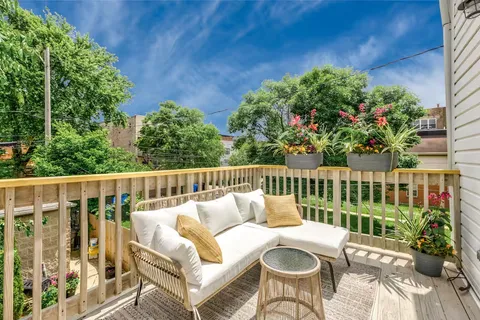 $750,000 | 1449 North Fairfield Avenue, Chicago, IL 60622