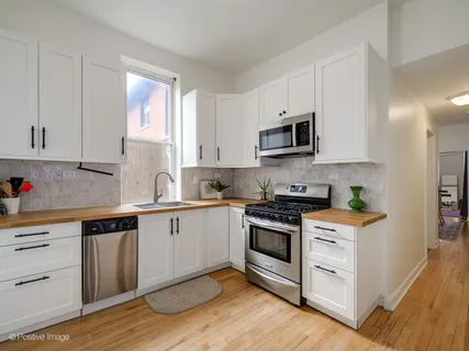 $750,000 | 1449 North Fairfield Avenue, Chicago, IL 60622
