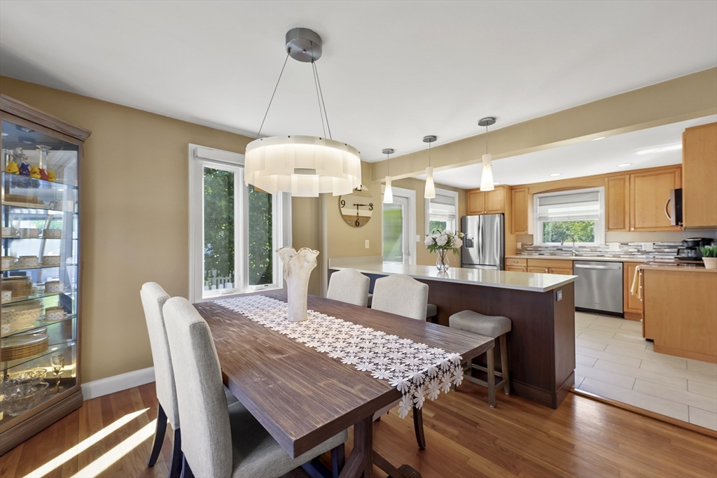 16 Plymouth Road Reading, MA 01867 - Photo 17 of 39 Gallery Image 17