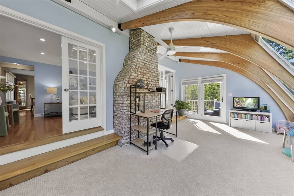 16 Plymouth Road Reading, MA 01867 - Photo 32 of 39 Gallery Image 32