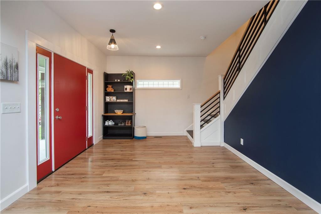 836 Eastern Avenue Indianapolis, IN 46201 - Photo 4 of 21