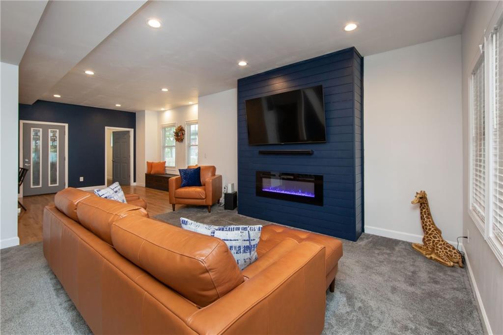 836 Eastern Avenue Indianapolis, IN 46201 - Photo 5 of 21