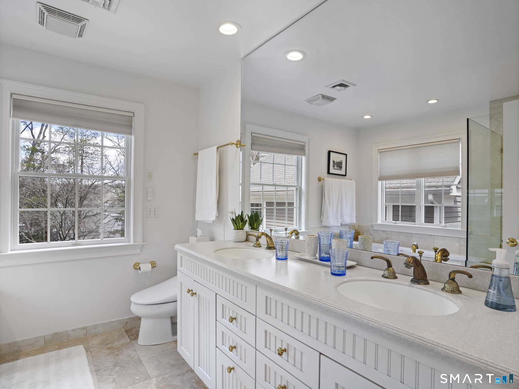 34 Horseshoe Road Wilton, CT 06897 - Photo 23 of 44