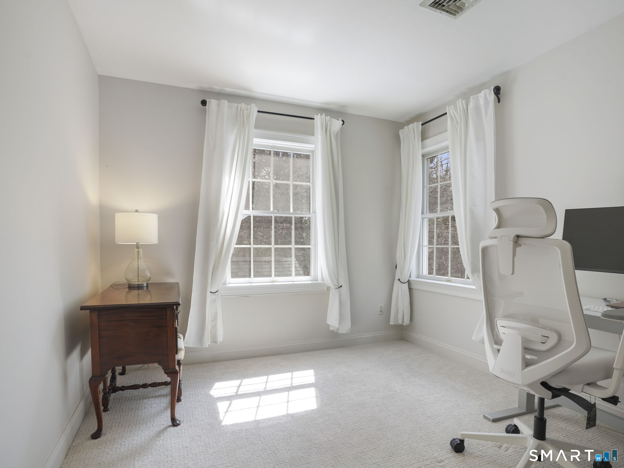 34 Horseshoe Road Wilton, CT 06897 - Photo 27 of 44