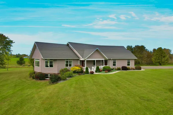 $549,900 | N9615 Badish Road, Daggett, MI 49821