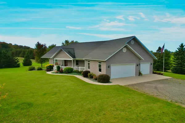 $549,900 | N9615 Badish Road, Daggett, MI 49821