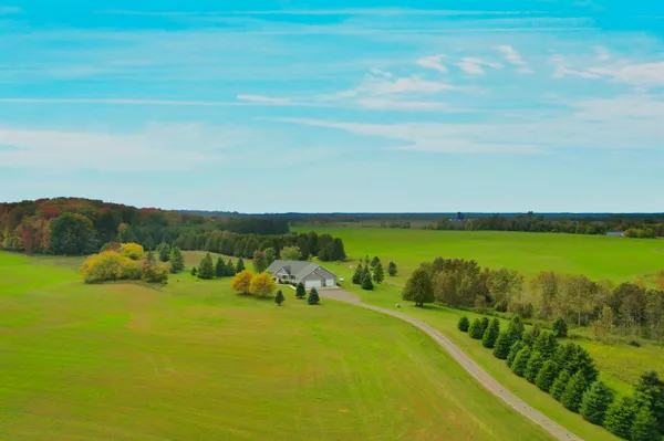 $549,900 | N9615 Badish Road, Daggett, MI 49821