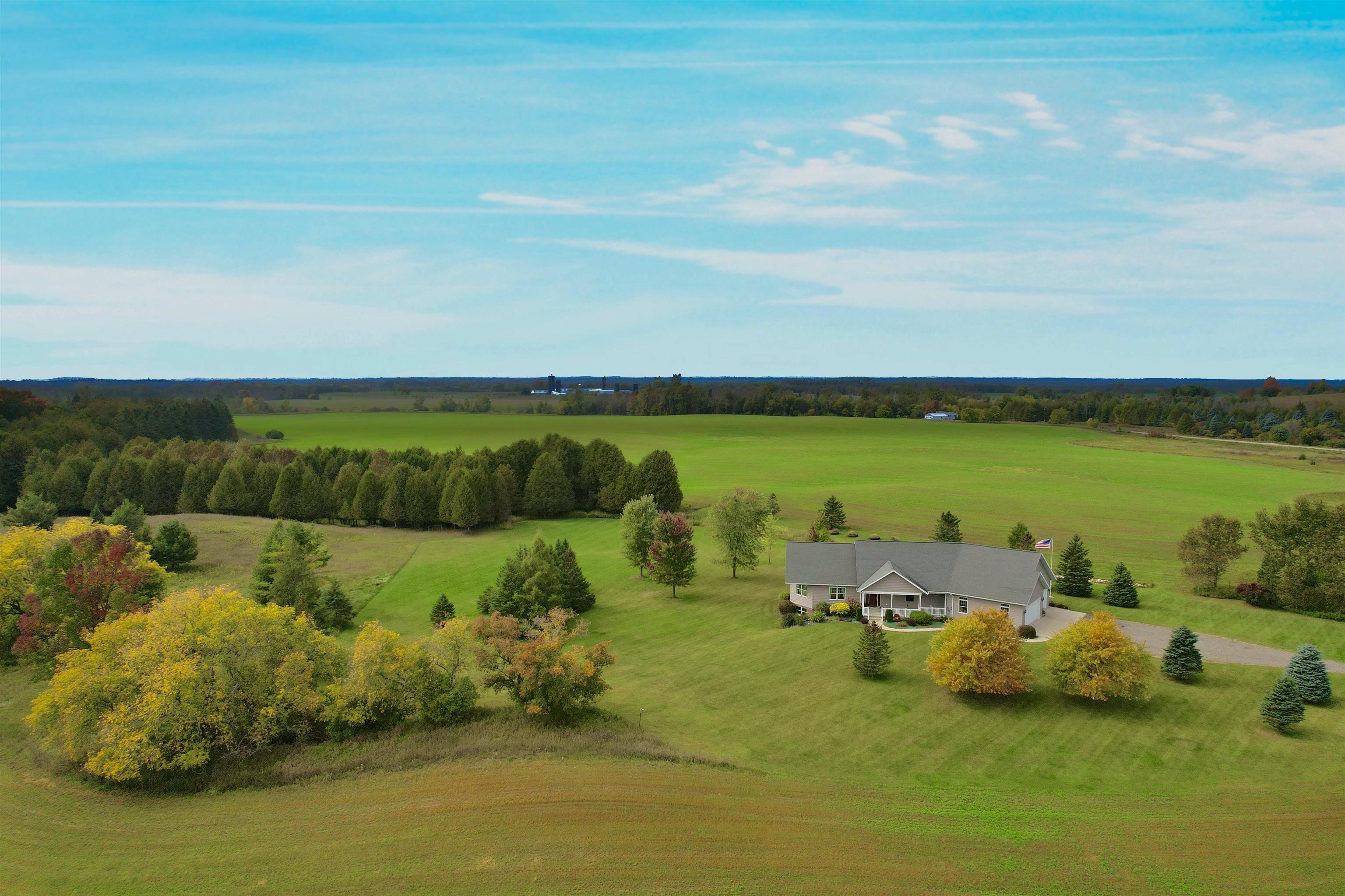 N9615 Badish Road Daggett, MI 49821 - Photo 4 of 59