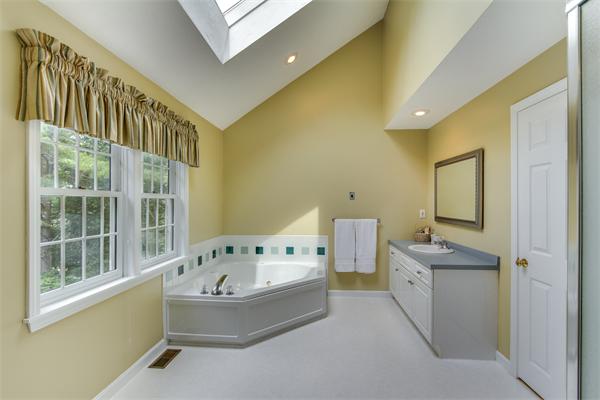 37 Chicory Road Westford, MA 01886 - Photo 14 of 23 Gallery Image 14