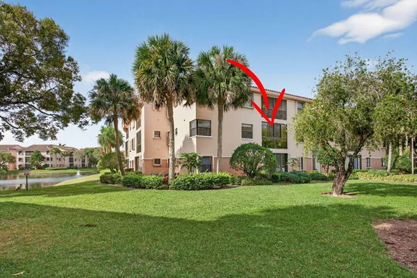 $284,900 | 4151 Coral Tree Circle, Unit 251, Coconut Creek, FL 33073