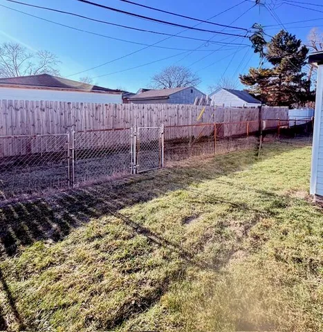 $139,900 | 2735 Margaret Street, Melvindale, MI 48122