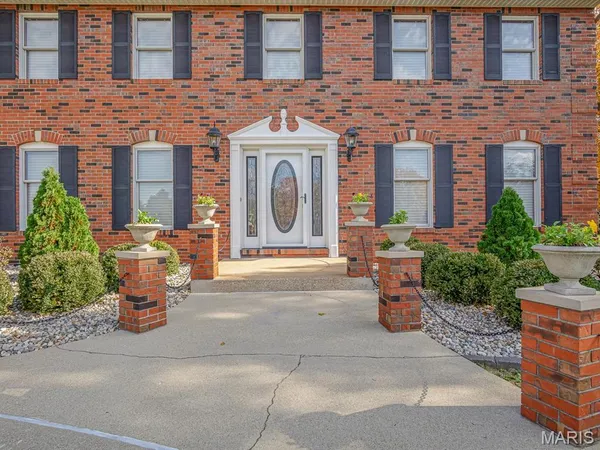 $625,000 | 143 Sterritt Run, Waterloo, IL 62298