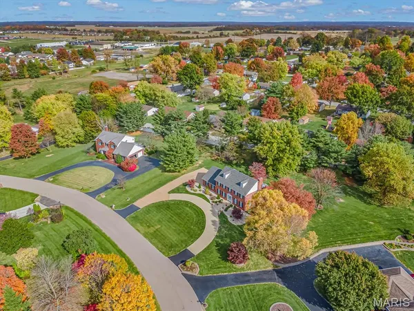 $625,000 | 143 Sterritt Run, Waterloo, IL 62298