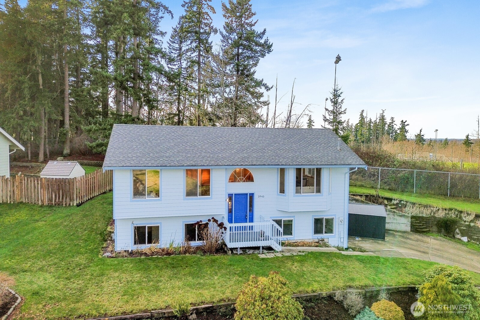 3945 Magrath Road Bellingham, WA 98226 - Photo 2 of 37