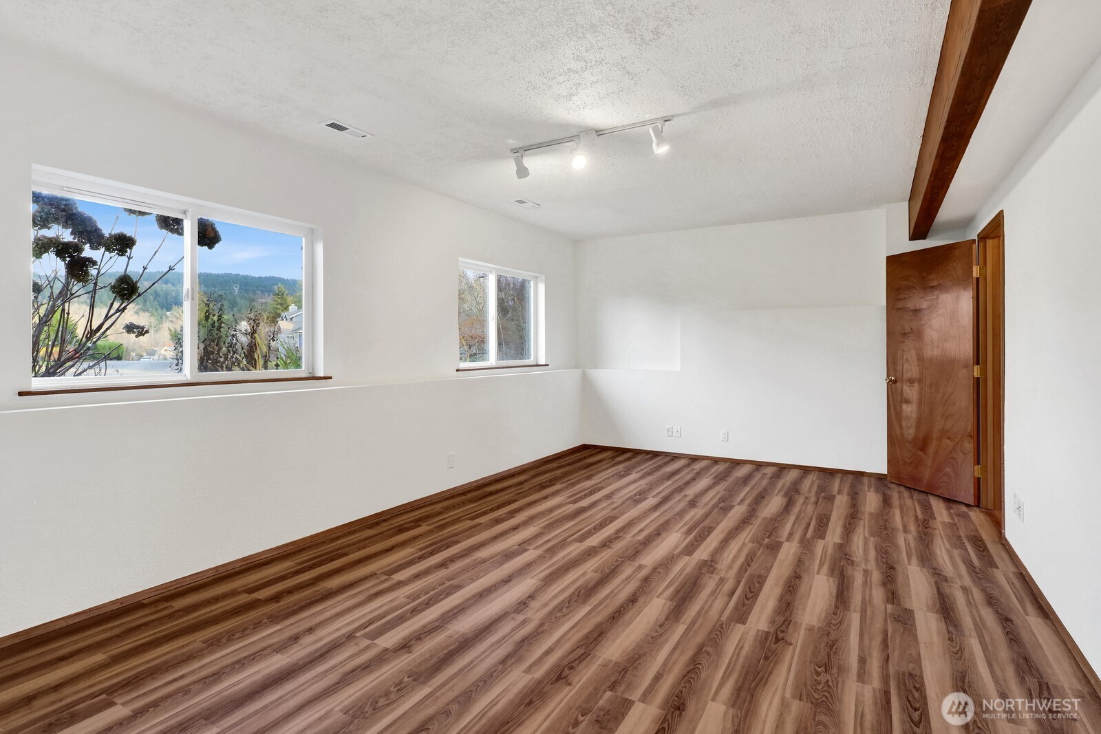 3945 Magrath Road Bellingham, WA 98226 - Photo 21 of 37