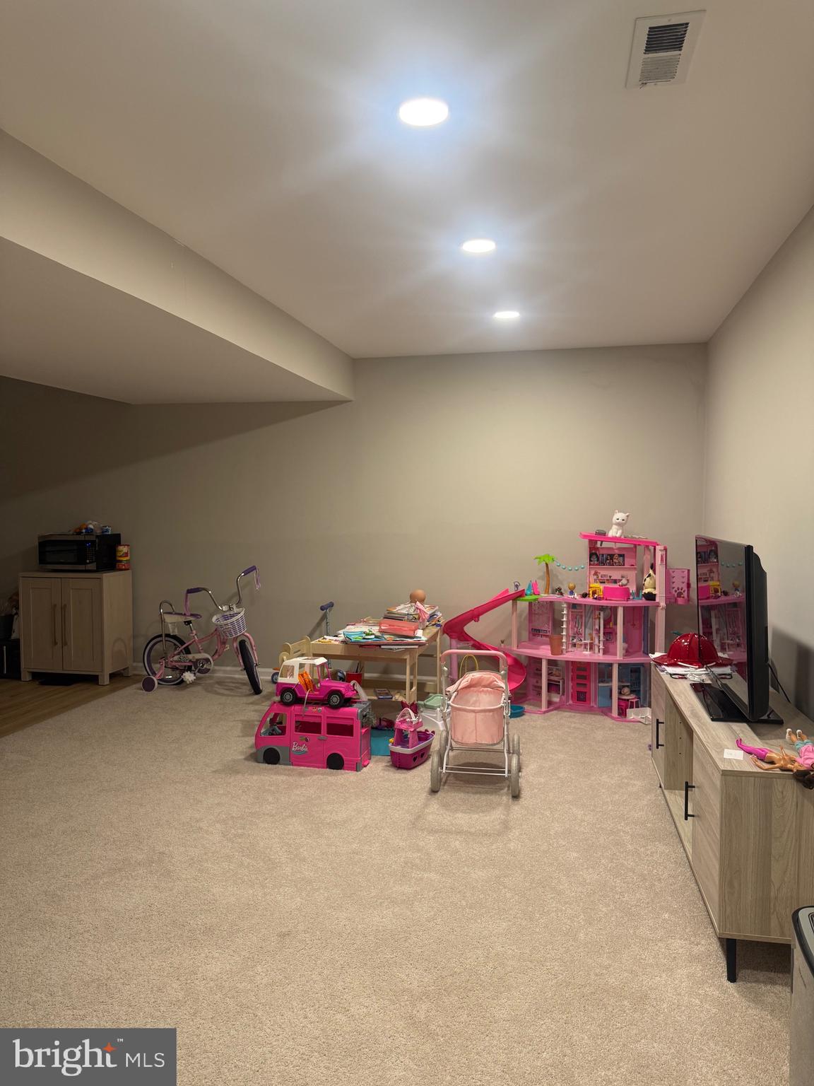 203 Keyes Court Sterling, VA 20164 - Photo 26 of 40