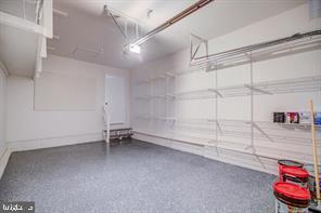 203 Keyes Court Sterling, VA 20164 - Photo 4 of 40